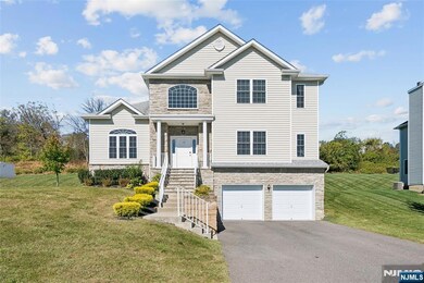 16 Jacob Way, Phillipsburg, NJ 08865 - photo 2