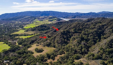 Noted riding trails arrows
