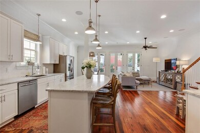 930 Dufossat St, New Orleans, LA 70115 - photo 4