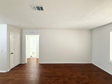 3633 N Macgregor Way unit 16, Houston, TX 77004 - photo 3