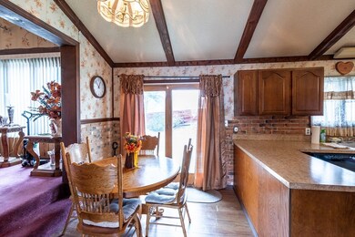 27 Hoover St, Dracut, MA 01826 - photo 3