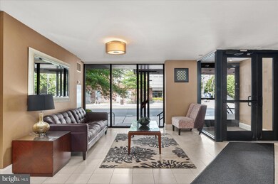 Park Princess/Logan Park unit 614, Washington, DC 20005 - photo 3