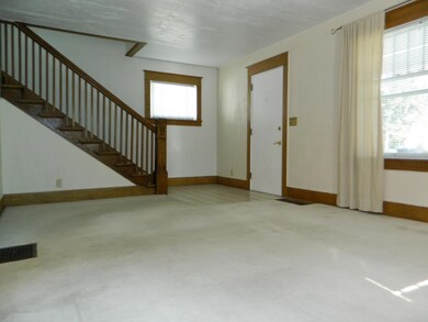 1715 Drexel Rd, Lansing, MI 48915 - photo 2