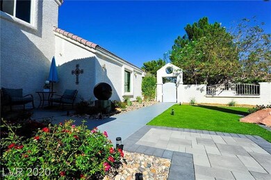 7200 Painted Shadows Way, Las Vegas, NV 89149 - photo 4