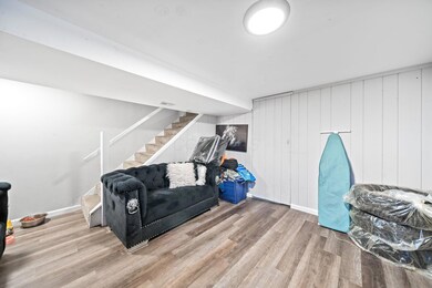 5732 Beechcroft Rd unit B, Columbus, OH 43229 - photo 6