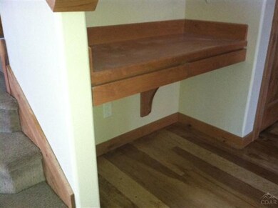 60830 Falcon Pointe Ln, Bend, OR 97702 - photo 7