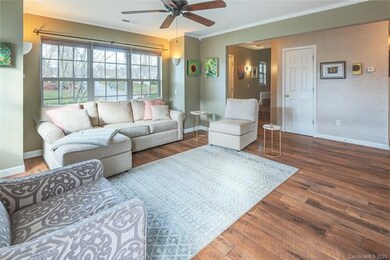 Vinyl Plank Floors!