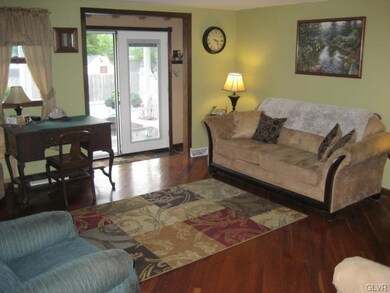 1316 Fretz Ave, Allentown, PA 18103 - photo 4