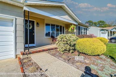 128 Castleton Dr, Toms River, NJ 08757 - photo 2