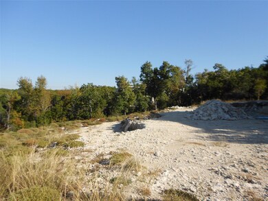 8305 Tombstone Cove, Lago Vista, TX 78645 - photo 7