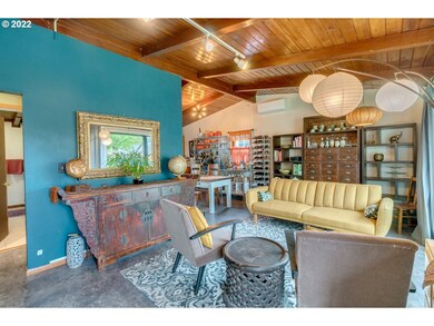 1110 E 7th St, Newberg, OR 97132 - photo 5