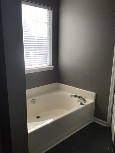 1109 Panola Cir, Warner Robins, GA 31088 - photo 7