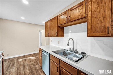 514 N 5th St, Chillicothe, IL 61523 - photo 6