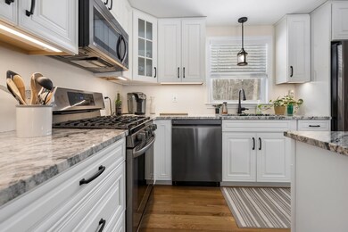 48 Townsend Ave, Salem, NH 03079 - photo 5