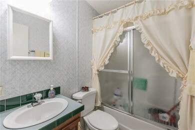 13136 Walden Sheffield Rd, Dover, FL 33527 - photo 5