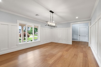 142 Buckskin Dr, Wayland, MA 01778 - photo 5