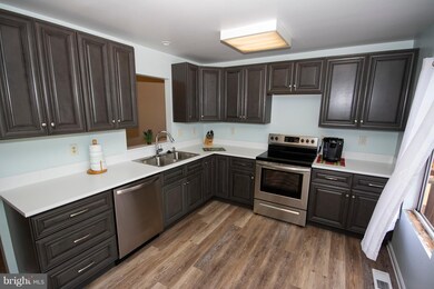 711 St Peter's Ct, Edgewood, MD 21040 - photo 6