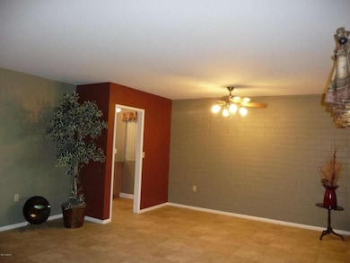 9917 W La Jolla Cir N, Sun City, AZ 85351 - photo 4