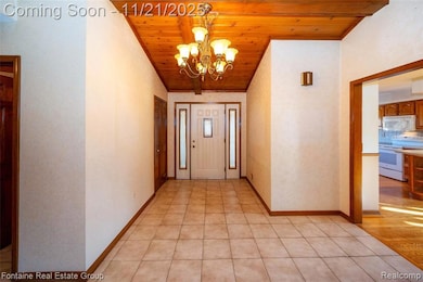 23965 Whittaker Dr, Farmington, MI 48335 - photo 5