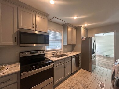 864 Club Cir, Daniels, WV 25832 - photo 4