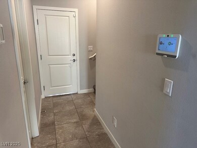 10962 Bristol Park Ave, Las Vegas, NV 89166 - photo 6