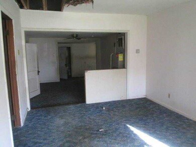 539 Pierce Ave, Columbus, OH 43213 - photo 3