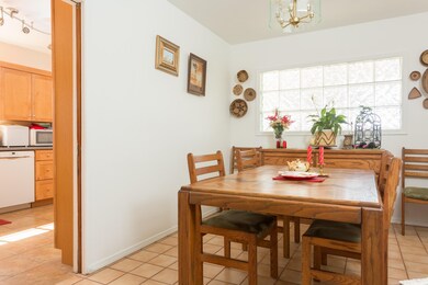 2801 E. Croyden-9862-Edit