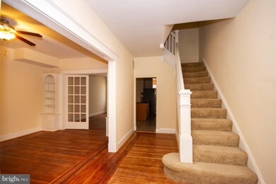 607 Lyndhurst St, Baltimore, MD 21229 - photo 3