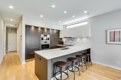 937 N Honore St unit 2, Chicago, IL 60622 - photo 5