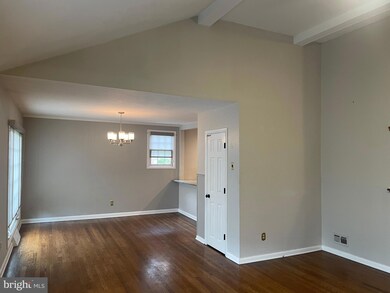 2204 Bradmoor Rd, Wilmington, DE 19803 - photo 4