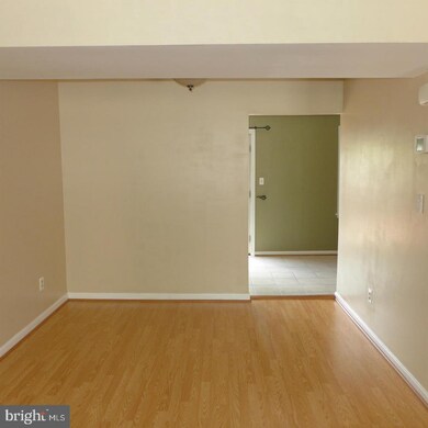 5820 Richardson Mews Square, Halethorpe, MD 21227 - photo 6