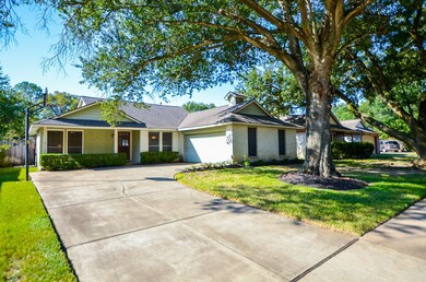 15507 Swan Creek Dr, Houston, TX 77095 - photo 2