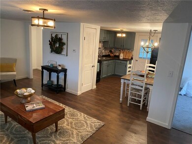 821 E Dunn Ave, Muncie, IN 47303 - photo 3