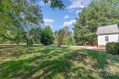 705 Flamingo Rd, Clover, SC 29710 - photo 3