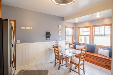 2306 Jay Ln, Rolling Meadows, IL 60008 - photo 6