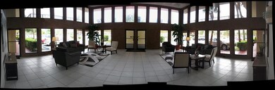 4 9233 Lobby Pano1