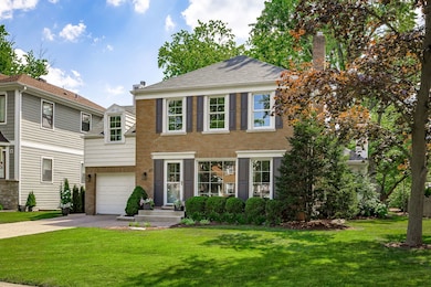 27 Iroquois Dr, Clarendon Hills, IL 60514 - photo 3