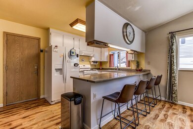 396TourmalineWay_001
