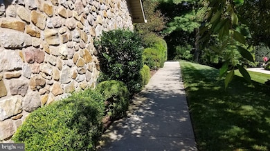 1270 Round Hill Rd unit 41, Bryn Mawr, PA 19010 - photo 7