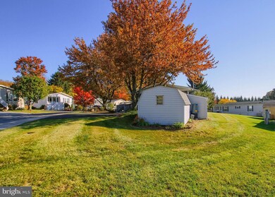 403 W Cedar St, Palmyra, PA 17078 - photo 6