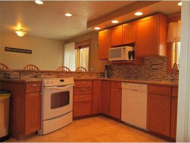 50 Anderson Ave, Worcester, MA 01604 - photo 5