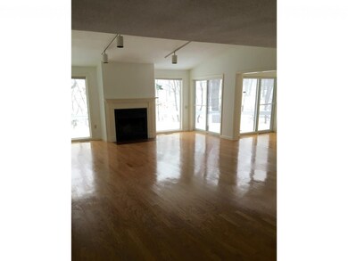 7 Walden Pond Dr, Nashua, NH 03064 - photo 4