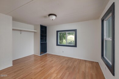 6310NHwy101Unit25-10