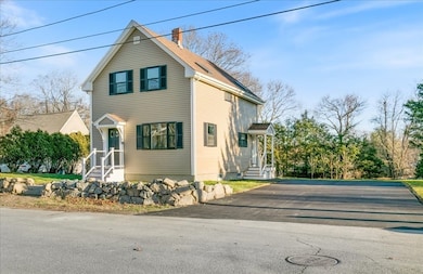 138 Hyatt Ave, Haverhill, MA 01835 - photo 2