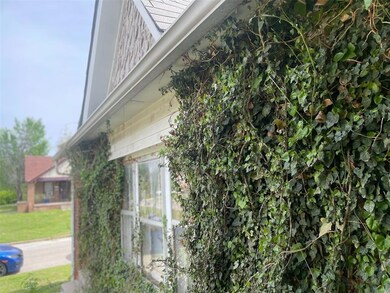 View of side of home