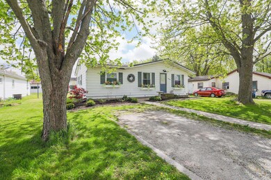 1410 W South St, Bluffton, IN 46714 - photo 3