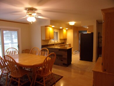 Diningroom/kitchen