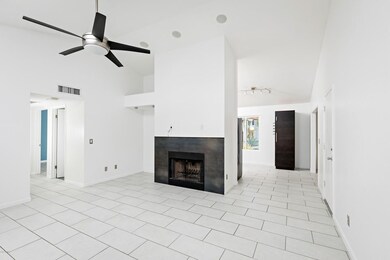 Contemporary great room