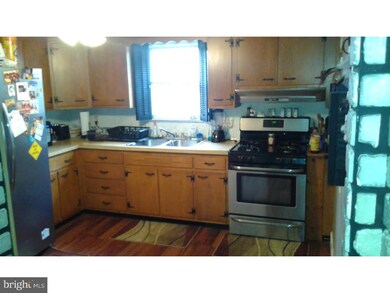 4434 10th Ave, Temple, PA 19560 - photo 3