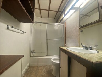 410 E Huntsville Rd unit B, Fayetteville, AR 72701 - photo 4